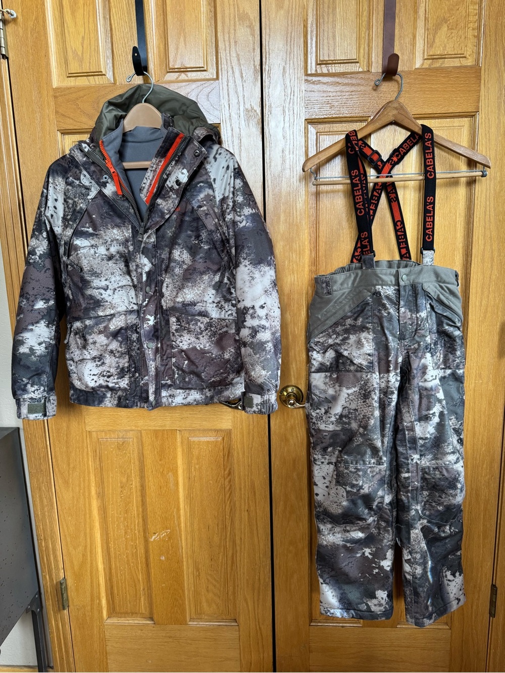 Cabela's Kids Camouflage Snow Jacket and Bibs - Gray, Black, White